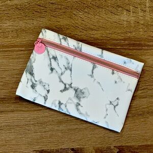 Ipsy Make Up Bag, Ipsy. Brand New. Never used.